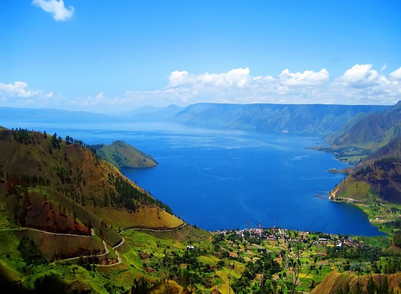 Danau Yang Terkenal Di Indonesia
