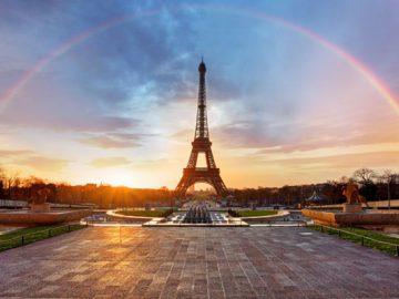 3-spot-wisata-paling-fenomenal-dan-bersejarah-di-perancis