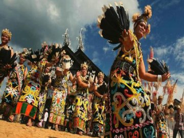 Mengenal Suku Dayak Pulau Kalimantan