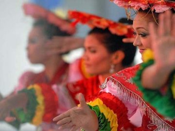 Jadwal-Event-Pertunjukan-Kesenian-Di-Indonesia-Tahun-2017