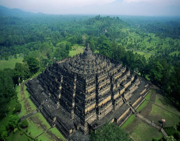Fakta Unik Candi Borobudur