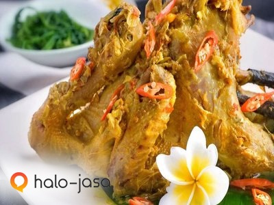 Makanan Favorit Nadine Chandrawinata Di Bali