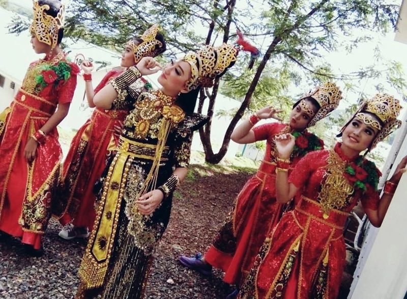 tak-disangka-gambar-tari-tradisional-dan-penari-ini-makin-eksis-di-tv